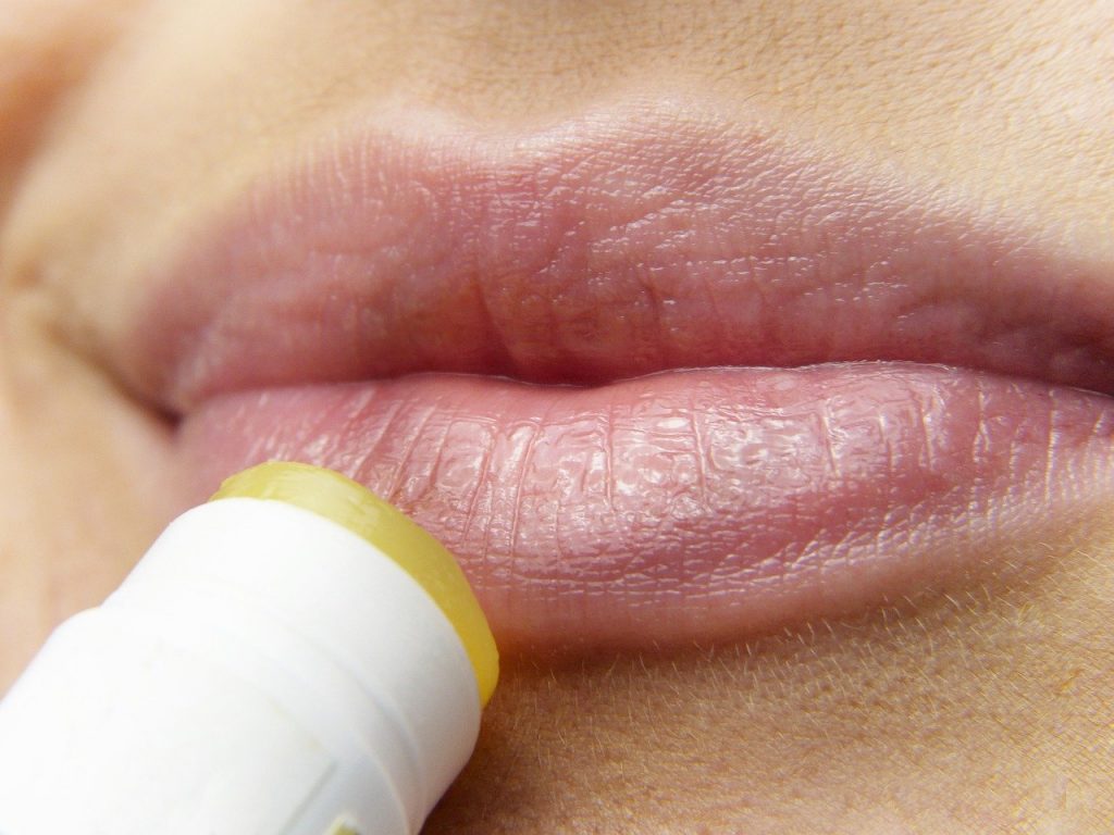 CBD Kosmetik für die Lippenpflege